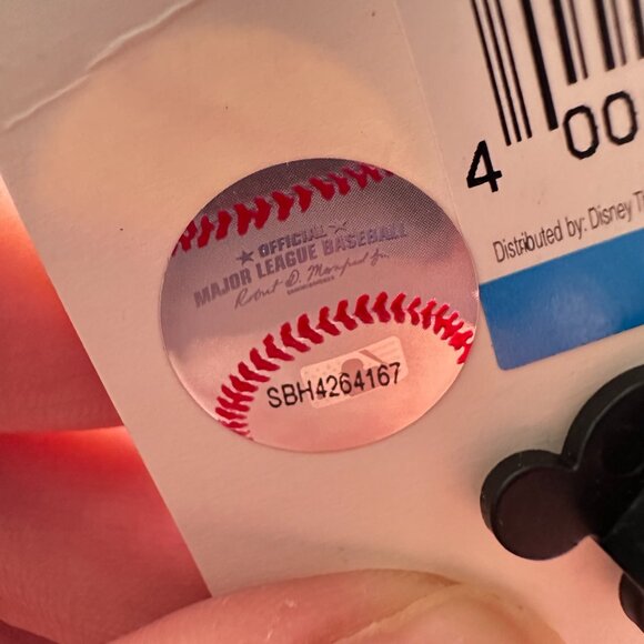 NWT Official Disney Pin Trading – Chicago Cubs Mickey Mouse Pin - Picture 3 of 3